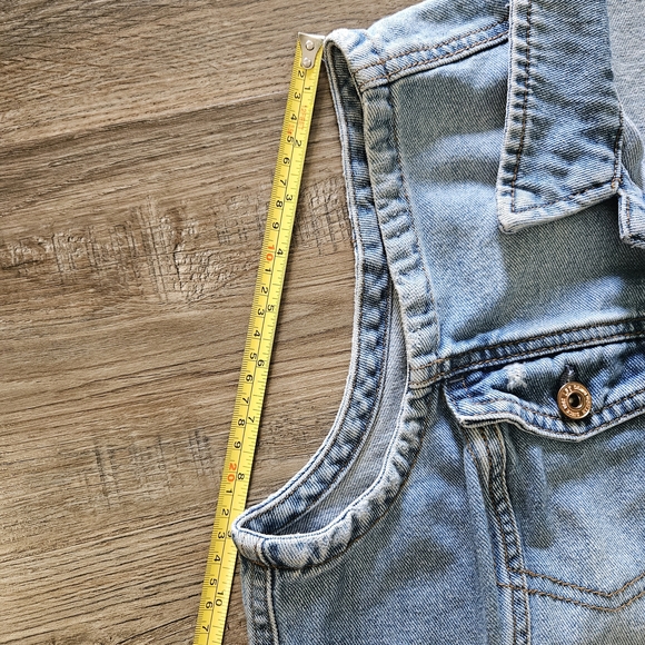 Lefties Distressed Denim Sleeveless Vest - 100% Cotton - Picture 5 of 11